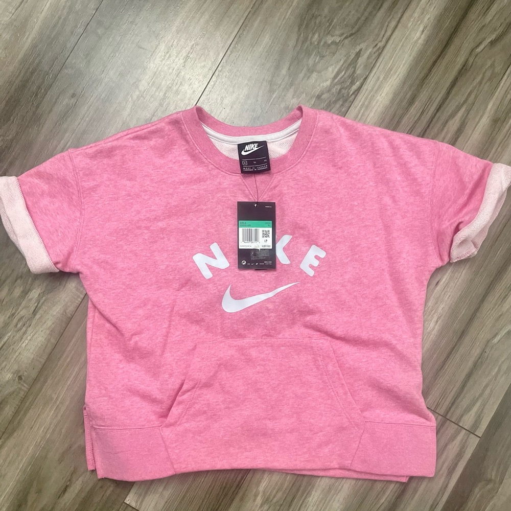Girls/Woman’s cropped sweat shirt! Brand new!